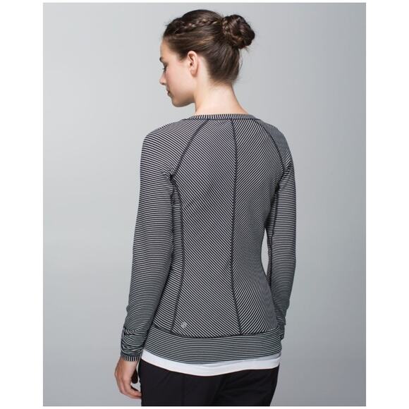 Lululemon Women's Race Your Pace Long Sleeve White Black Sweatshirt Top Size 6 - Picture 4 of 12